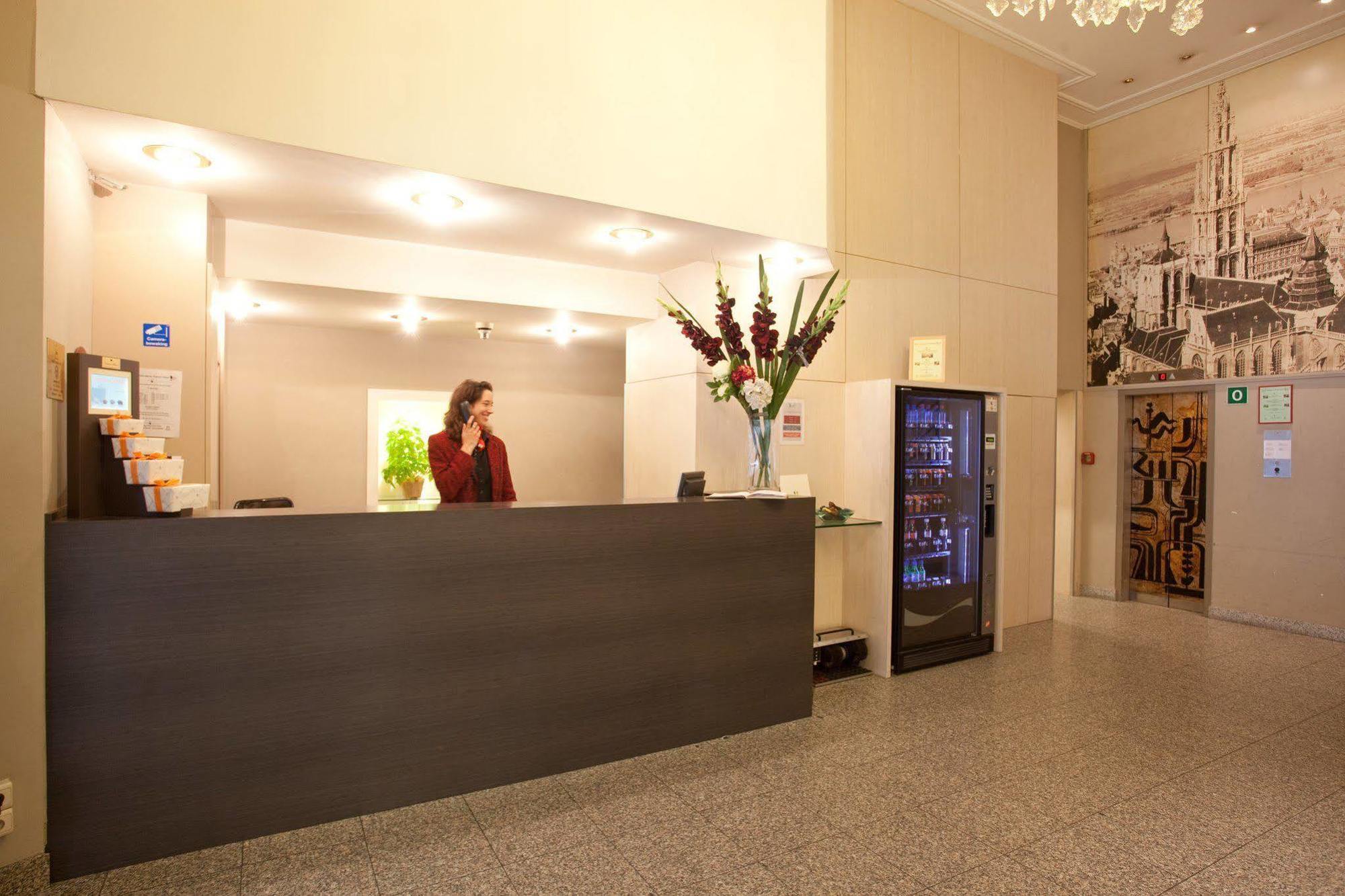 Century Hotel Antwerpen Centrum Interior foto